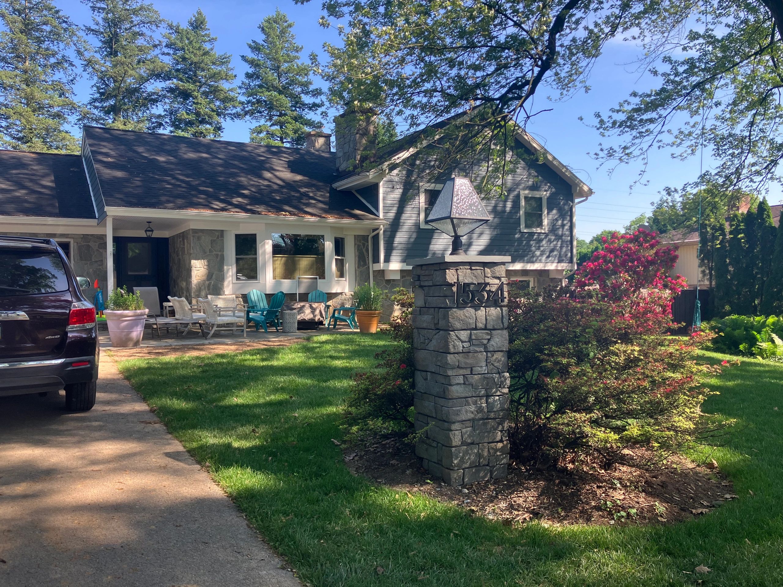 Cement composition siding